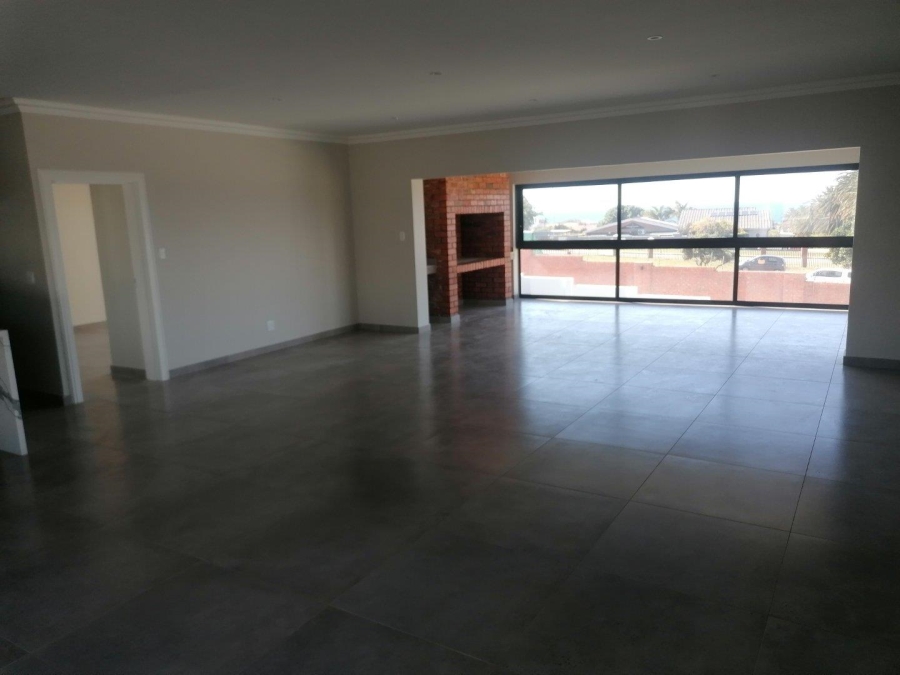 3 Bedroom Property for Sale in Jeffreys Bay Central Eastern Cape